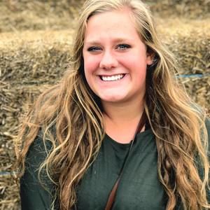 Meet your Posher, Abby